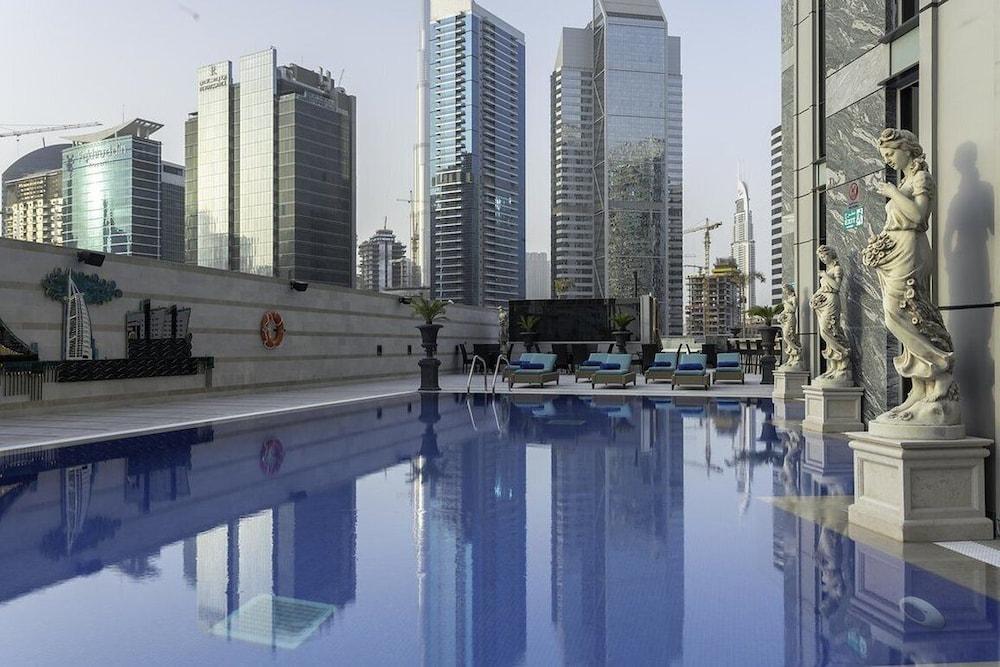 Grand Millennium Business Bay Hotel Dubai Exterior photo
